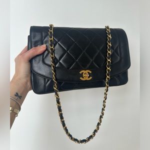 Vintage Chanel Diana Classic Flap Bag